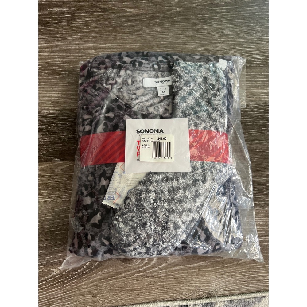 Sonoma Pajama Set Womens Medium Grey NWT 3-Piece Leopard Print Socks ZS23P003RP